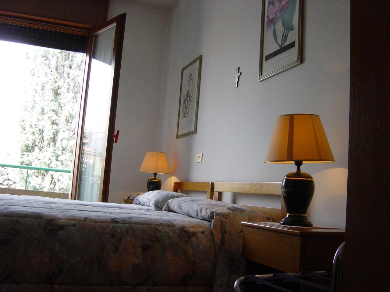 Hotel Rizzi Monticello Conte Otto Zewnętrze zdjęcie